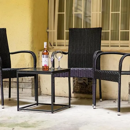 Very Central 1-br Apt With Patio Apartment Budapest